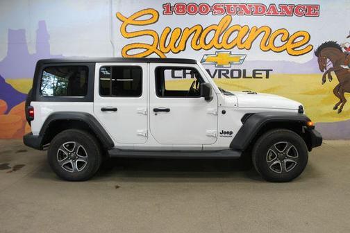 Bright White Clearcoat 2022 Jeep Wrangler Unlimited Sport