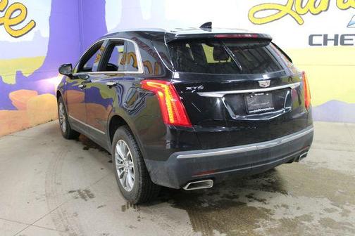 Stellar Black Metallic 2017 Cadillac XT5 Luxury