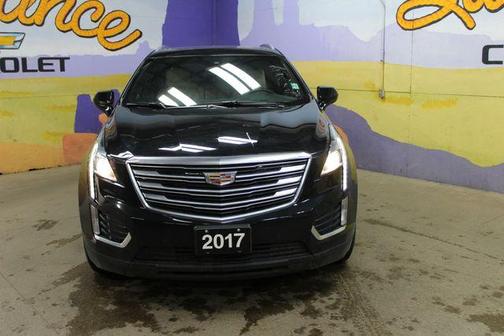 Stellar Black Metallic 2017 Cadillac XT5 Luxury