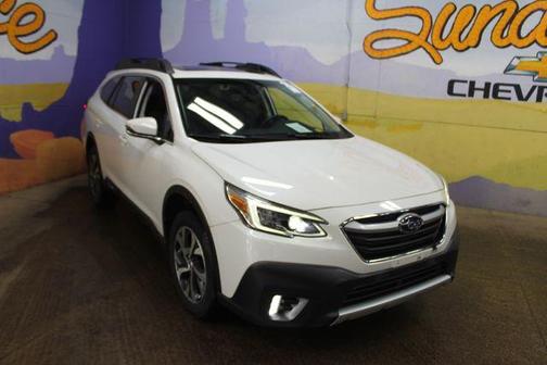 Crystal White Pearl 2020 Subaru Outback Limited