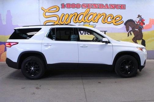 2020 Chevrolet Traverse LT Cloth