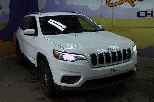 Bright White Clearcoat 2019 Jeep Cherokee Latitude