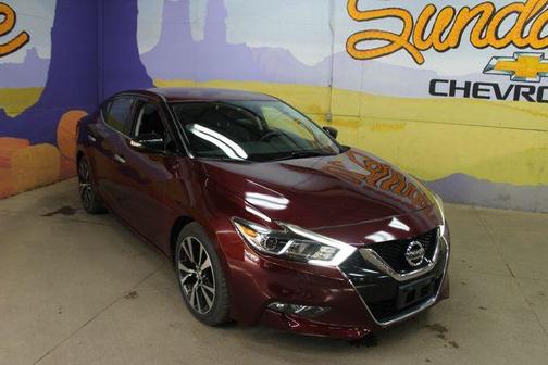 Red 2018 Nissan Maxima 3.5 SV
