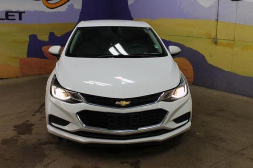 White 2016 Chevrolet Cruze LT Automatic
