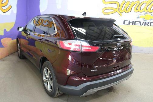 Burgundy Velvet Metallic Tinted Clearcoat 2022 Ford Edge SEL