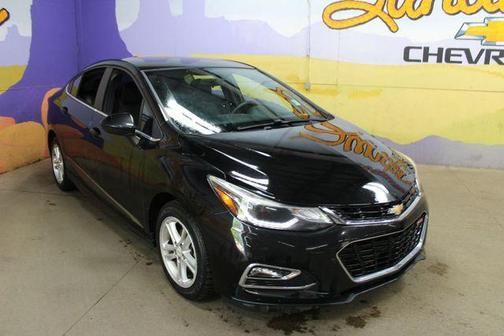 Mosaic Black Metallic 2017 Chevrolet Cruze LT