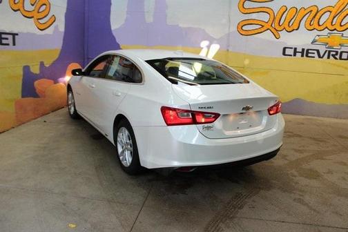 2017 Chevrolet Malibu 1LT