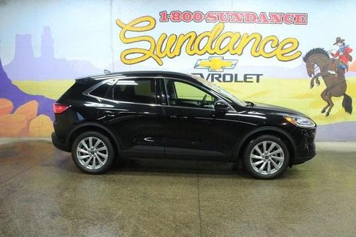 2021 Ford Escape Titanium Hybrid