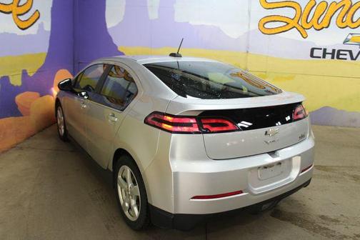 Silver Ice Metallic 2015 Chevrolet Volt Base