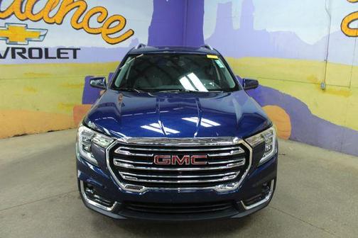 Marine Metallic 2023 GMC Terrain SLT