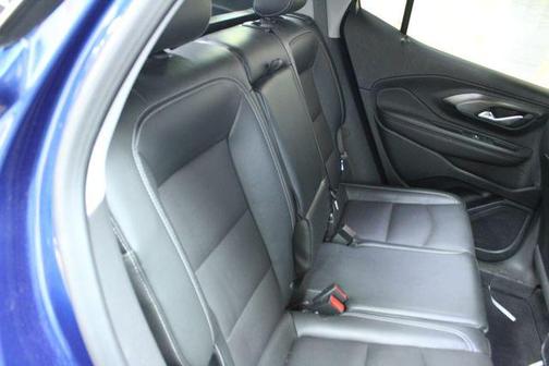 Marine Metallic 2023 GMC Terrain SLT