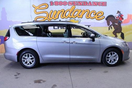 2020 Chrysler Voyager LXI