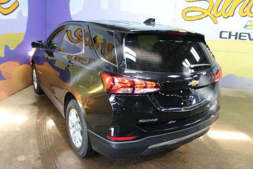 Mosaic Black Metallic 2024 Chevrolet Equinox LT