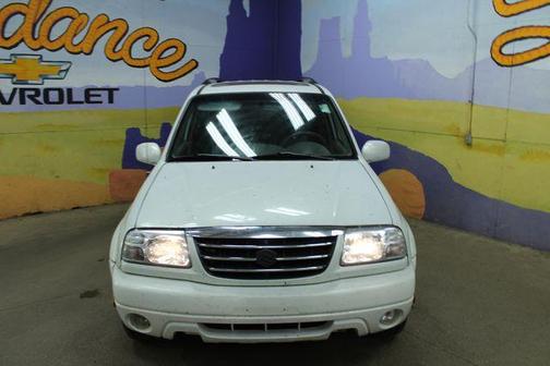 Pearl White 2003 Suzuki XL7 Limited