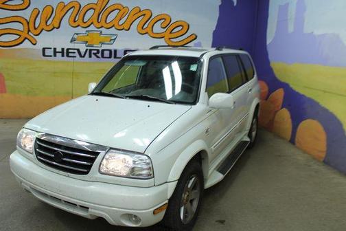 Pearl White 2003 Suzuki XL7 Limited