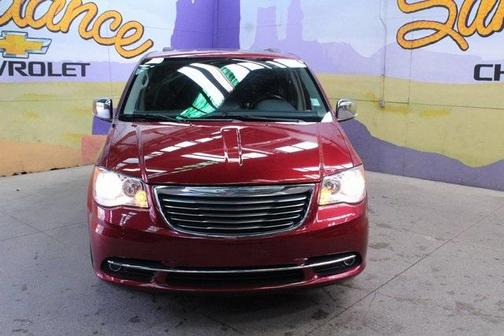 2016 Chrysler Town & Country Limited