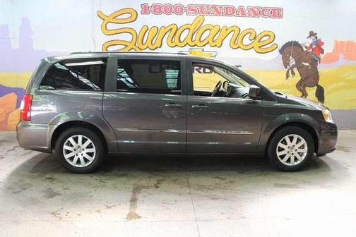 2015 Chrysler Town & Country Touring