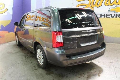 2015 Chrysler Town & Country Touring