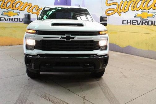 2025 Chevrolet Silverado 2500 Custom