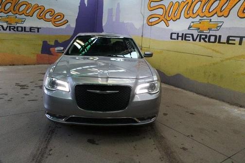 2018 Chrysler 300 Touring