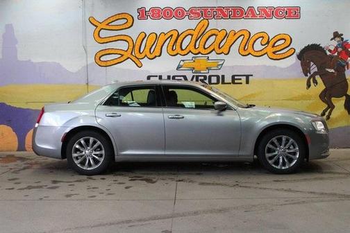 2018 Chrysler 300 Touring