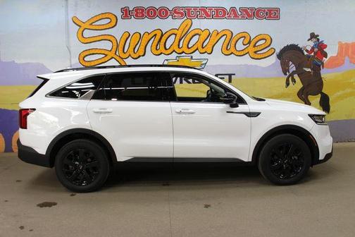 Glacial White Pearl 2021 Kia Sorento S