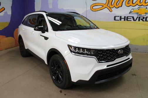Glacial White Pearl 2021 Kia Sorento S