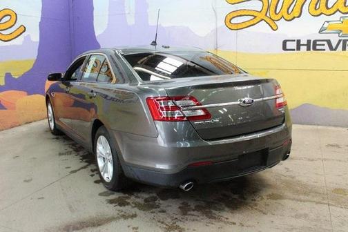 2017 Ford Taurus SEL