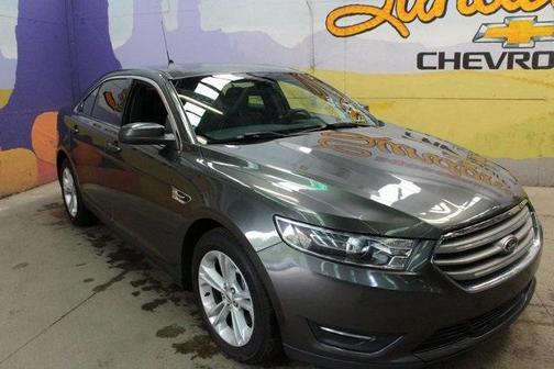 2017 Ford Taurus SEL