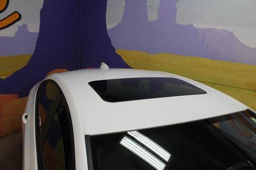 White 2018 Chevrolet Cruze LT