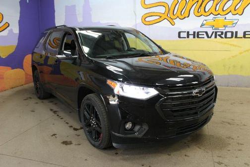 Black 2021 Chevrolet Traverse Premier