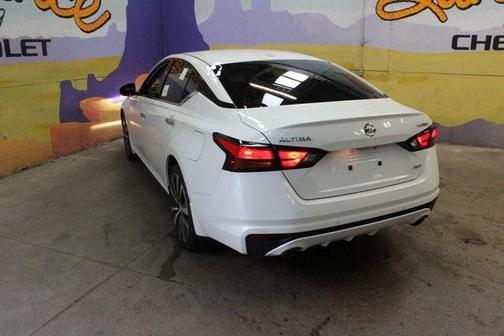 2022 Nissan Altima 2.5 Platinum