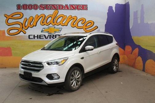 Photo 3 of 12 of 2017 Ford Escape Titanium