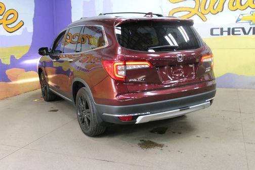 Deep Scarlet Pearl 2021 Honda Pilot Touring 7-Passenger