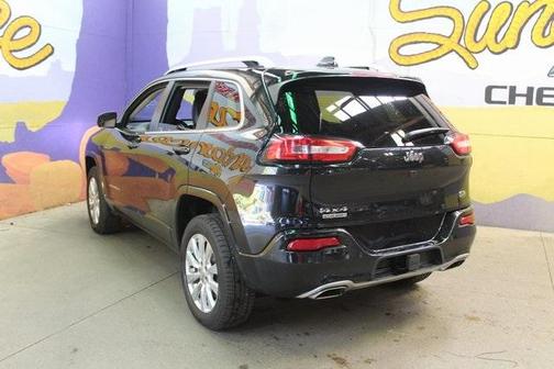 2016 Jeep Cherokee Overland