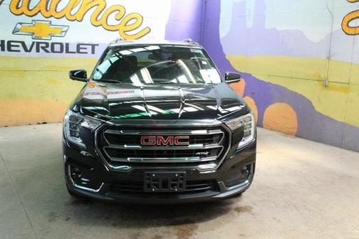 2024 GMC Terrain AT4