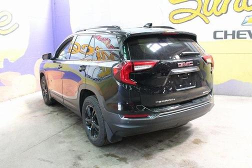 2024 GMC Terrain AT4