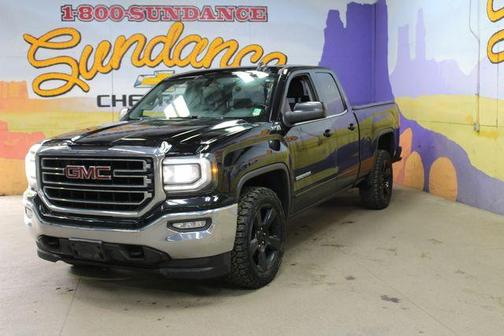 Onyx Black 2017 GMC Sierra 1500 SLE