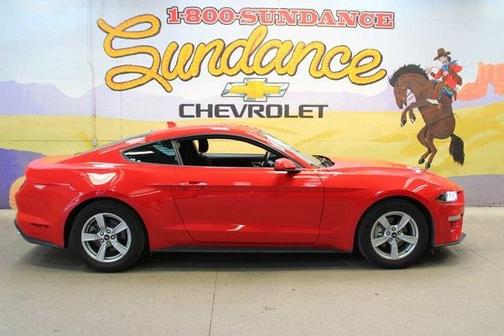 2022 Ford Mustang EcoBoost