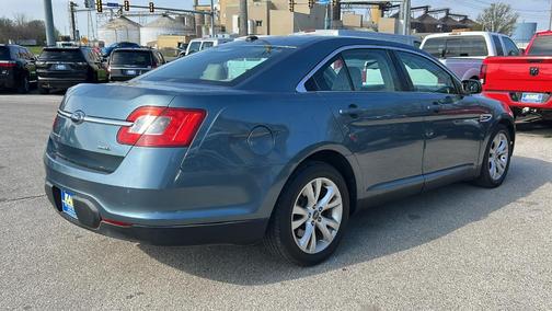 2010 Ford Taurus SEL