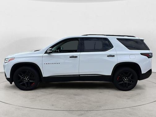 White 2020 Chevrolet Traverse Premier