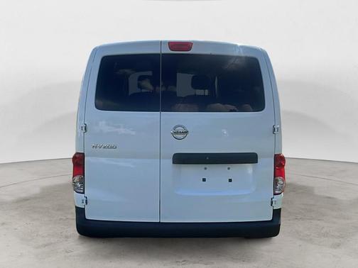 2015 Nissan NV200 S