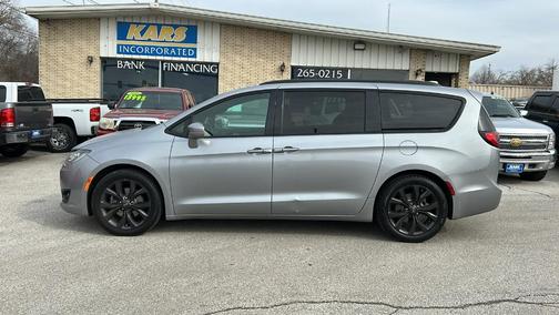 2019 Chrysler Pacifica Touring Plus