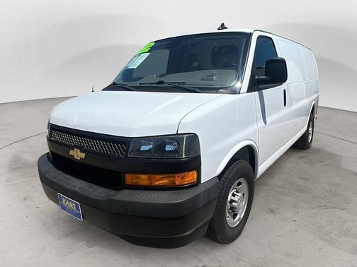 Summit White 2019 Chevrolet Express 2500 Work Van