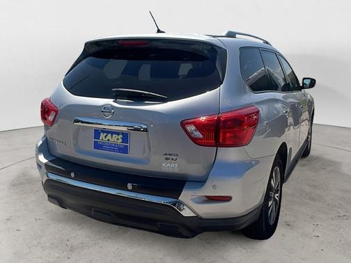 Brilliant Silver 2018 Nissan Pathfinder S