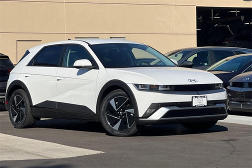 2025 Hyundai IONIQ 5 SE