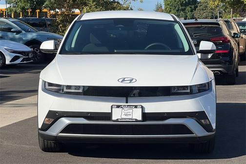2025 Hyundai IONIQ 5 SE