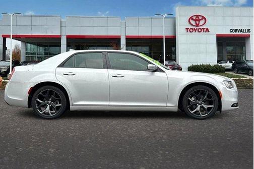 2023 Chrysler 300 S