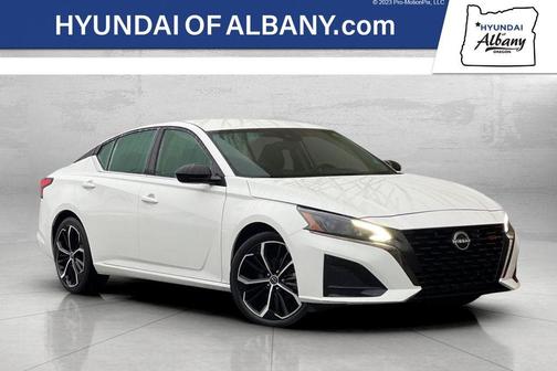 2023 Nissan Altima 2.5 SR