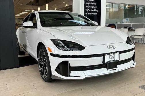 2025 Hyundai IONIQ 6 SEL